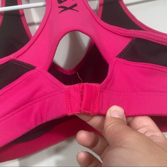 Victoria’s Secret Sports Bra - Picture 3 of 5